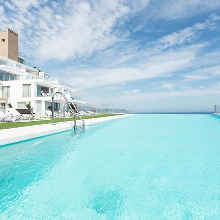 Apartamentos Martalia Nerja 토록스 외부 사진