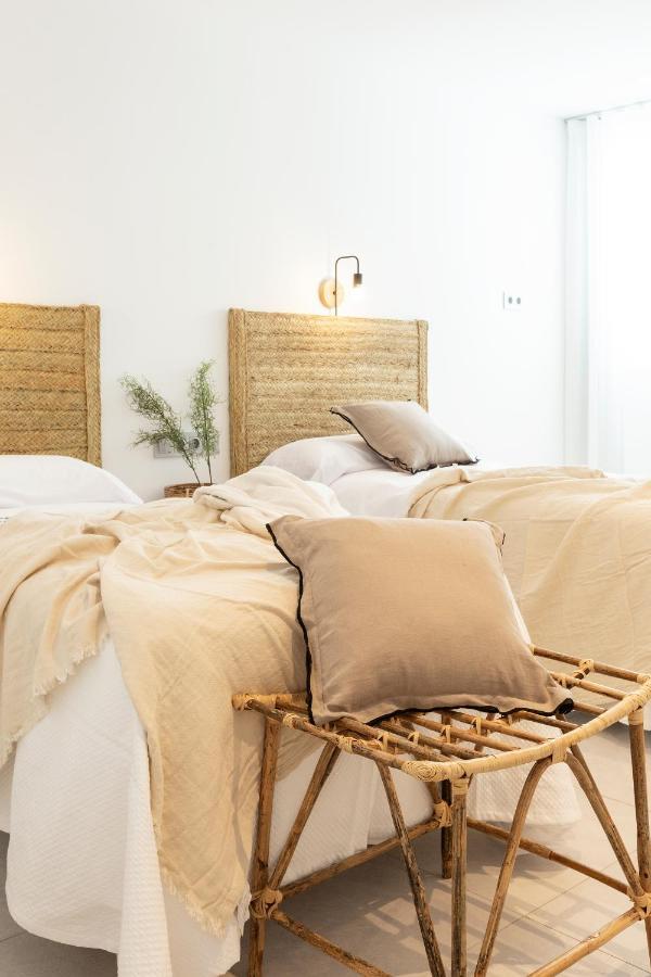 Apartamentos Martalia Nerja 토록스 외부 사진