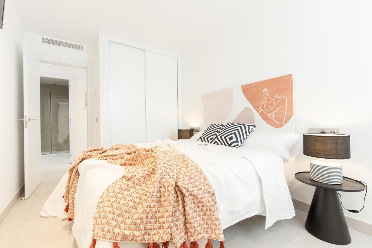 Apartamentos Martalia Nerja 토록스 외부 사진