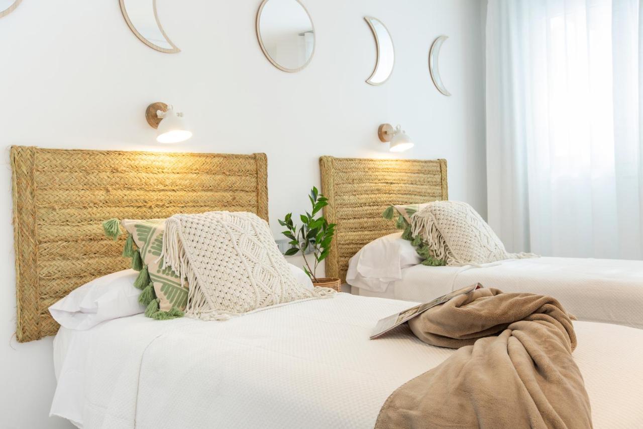 Apartamentos Martalia Nerja 토록스 외부 사진