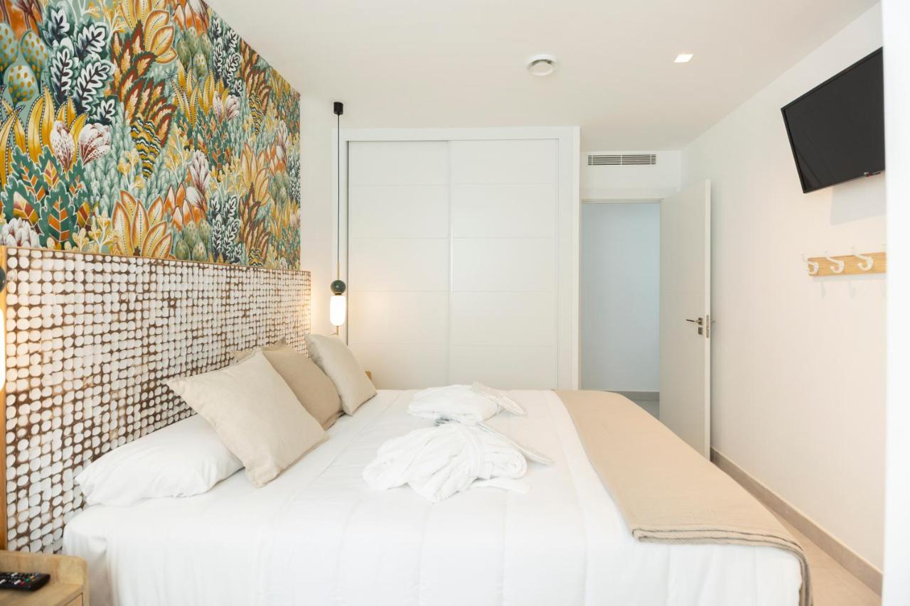 Apartamentos Martalia Nerja 토록스 외부 사진