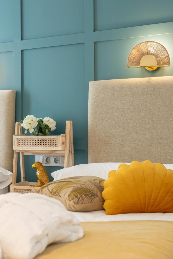 Apartamentos Martalia Nerja 토록스 외부 사진