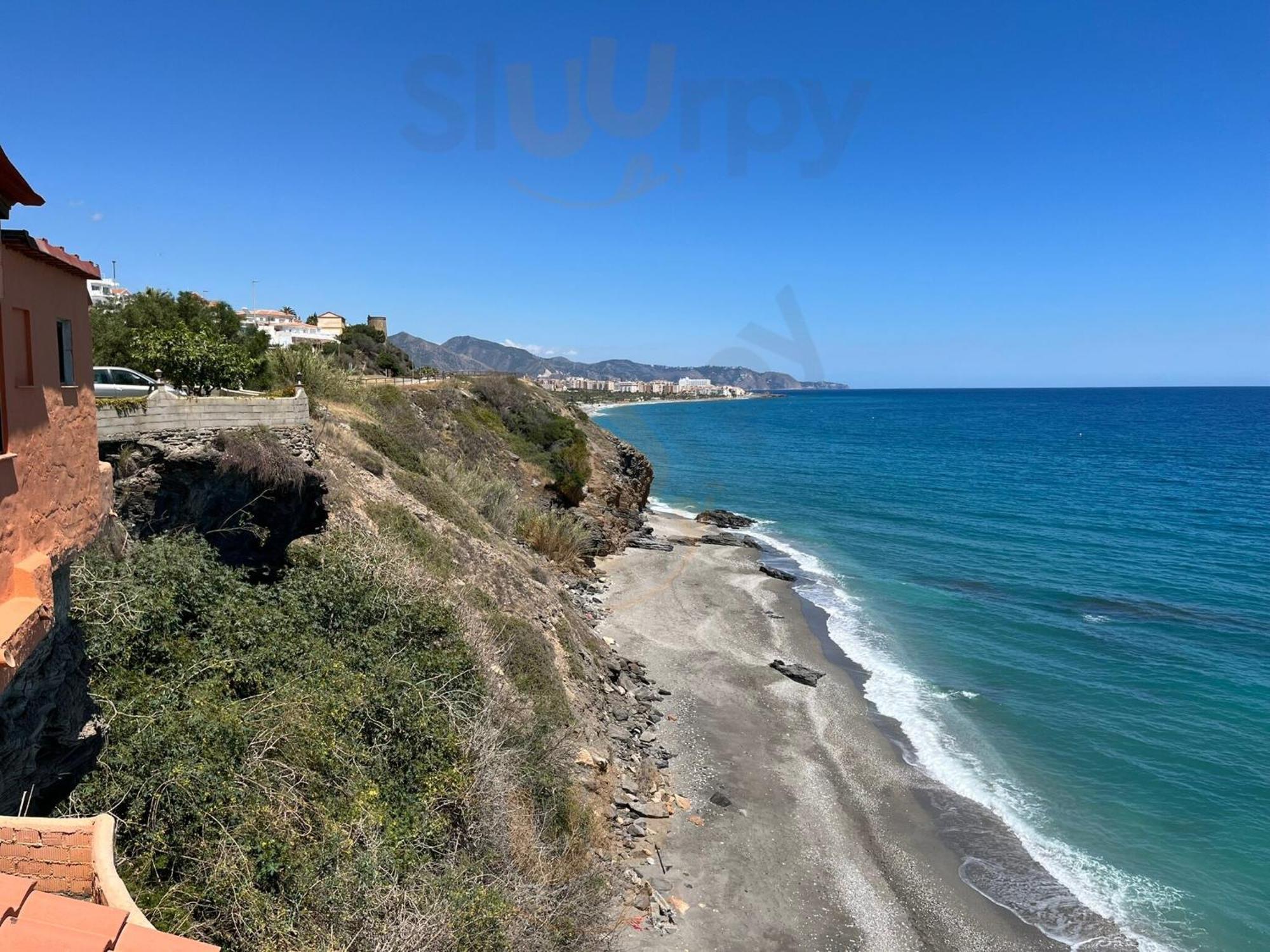 Apartamentos Martalia Nerja 토록스 외부 사진